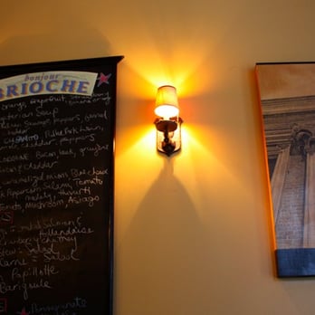 Bonjour Brioche - chalkboard displaying the specials - Breakfast & Brunch Near Me - Toronto, Ontario Bonjour Brioche - chalkboard displaying the specials - Breakfast & Brunch Near Me - Toronto, Ontario