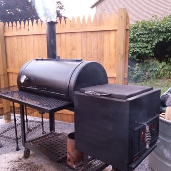 Twisted Iron Grill - the outside of a backyard - Food Trucks Near Me - Edgecomb, Maine