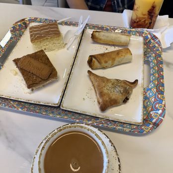 Delah Coffee - Chai mango smoothie beef pie and chicken shawarma - Coffee & Tea Near Me - Dublin, California