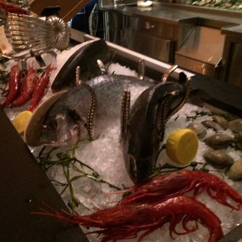 Del Mar - Fresh Seafood Display - Spanish Near Me - Washington, DC, District of Columbia