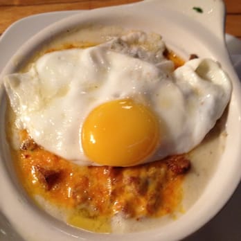 Honeypie Cafe - Breakfast casserole: biscuit, gravy, Breakfast potatoes, bacon, cheddar, and a sunny side egg. Soooo good. - New American Near Me - Milwaukee, Wisconsin Honeypie Cafe - Breakfast casserole: biscuit, gravy, Breakfast potatoes, bacon, cheddar, and a sunny side egg. Soooo good. - New American Near Me - Milwaukee, Wisconsin