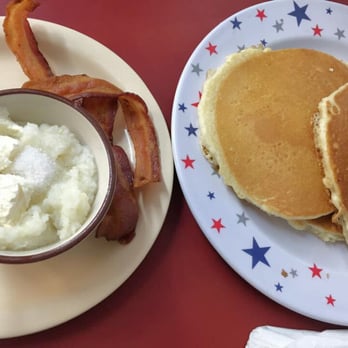 Gourmet Waffle Shop & Cafe - American Near Me - Denison, Texas