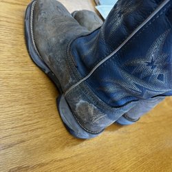 Patton's Western Wear - 4 day old boots