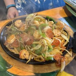El Taxco - F3. Shrimp Fajitas