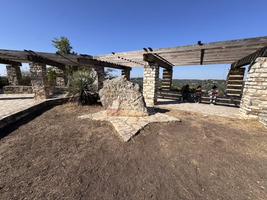 Mount Bonnell by null