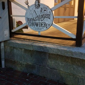 Marthas Vineyard Chowder Company - Seafood Near Me - Oak Bluffs, Massachusetts