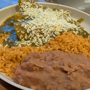 Mi Ranchito - Enchiladas verdes - Mexican Near Me - Austin, Texas Mi Ranchito - Enchiladas verdes - Mexican Near Me - Austin, Texas