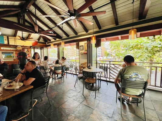 GOOFY Cafe & Dine by null