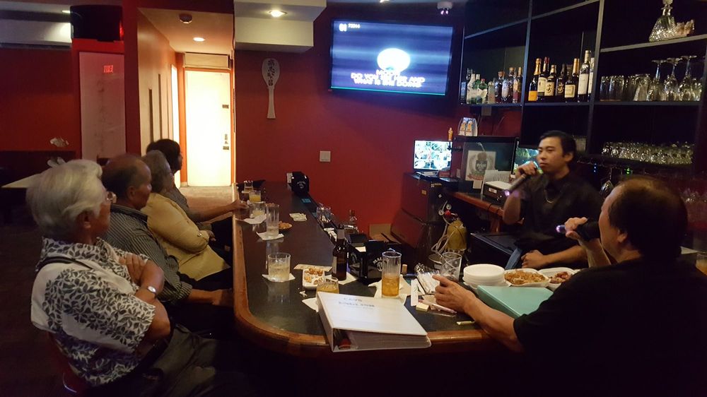 Kingyo Karaoke Lounge, Honolulu Roadtrippers