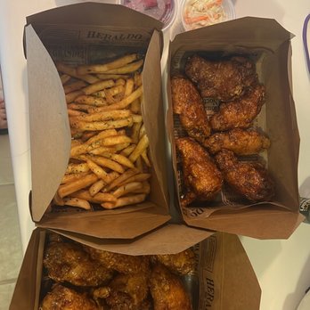 Mahsil - Spicy soy sauce and soy sauce wings. French fries. - Korean Near Me - Queens, New York