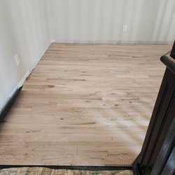 Dramis Hardwood Floors