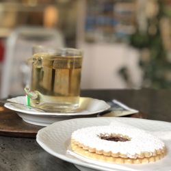 Café Ertl - Tea & cookie