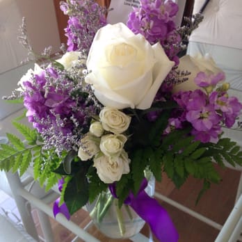 Brianna's Flowers - How they looked 5 days later on Sunday. - Florists Near Me - Bloomingdale, Illinois