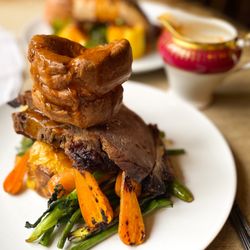 The Butterfly and the Pig - Sunday roast dinner