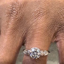 C.M. Yater & Sons - 1 CT Round diamond