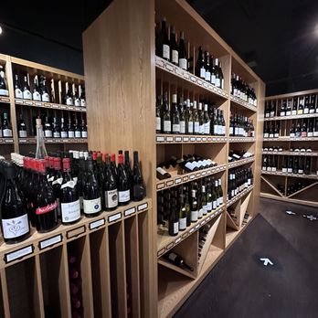 Flatiron Wines & Spirits - And another wine room - Beer, Wine & Spirits Near Me - San Francisco, California Flatiron Wines & Spirits - And another wine room - Beer, Wine & Spirits Near Me - San Francisco, California