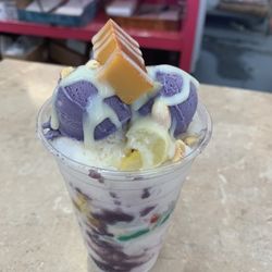 Yummi Café Express - Halo halo