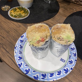 Consuelos Kitchen - Super Burrito Chicken - Mexican Near Me - San Rafael , California