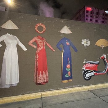 Paper Dolls - Public Art Near Me - Denver, Colorado Paper Dolls - Public Art Near Me - Denver, Colorado