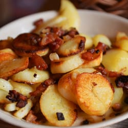Karczma Przy Młynie - potatoes with bacon pieces and onions