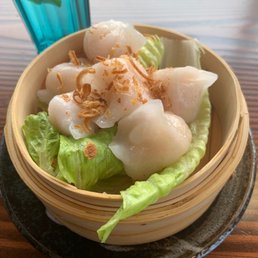 Shrimp dumpling