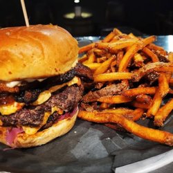 Red Door Burger