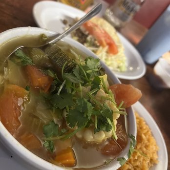 Kiki's Mexican Restaurant - Caldo de Res and a single taco - Mexican Near Me - El Paso, Texas