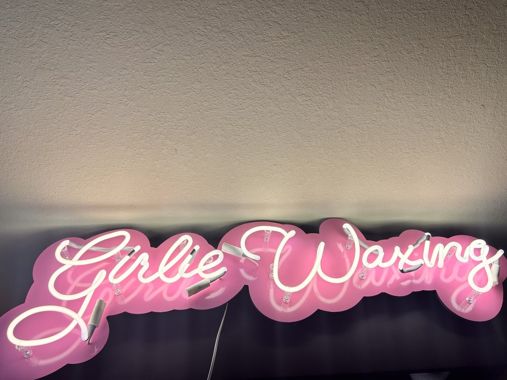 Girlie Waxing Logo