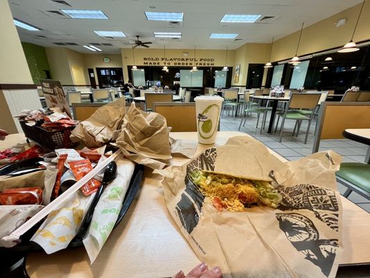 Del Taco by null