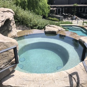 Crystal Pool Service - Pool Cleaners Near Me Crystal Pool Service - Pool Cleaners Near Me