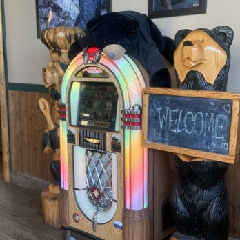 Black Bear Diner Puyallup - Jukebox in lobby - Diners Near Me - Puyallup, Washington Black Bear Diner Puyallup - Jukebox in lobby - Diners Near Me - Puyallup, Washington