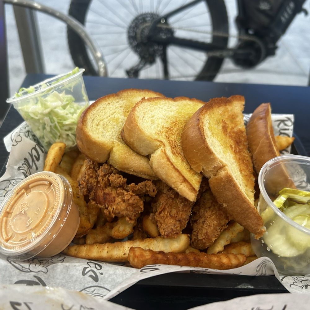 Richie’s Hot Chicken - 5. Chicken Tenders - Chicken Shop Near Me - West Covina, California Richie’s Hot Chicken - 5. Chicken Tenders - Chicken Shop Near Me - West Covina, California