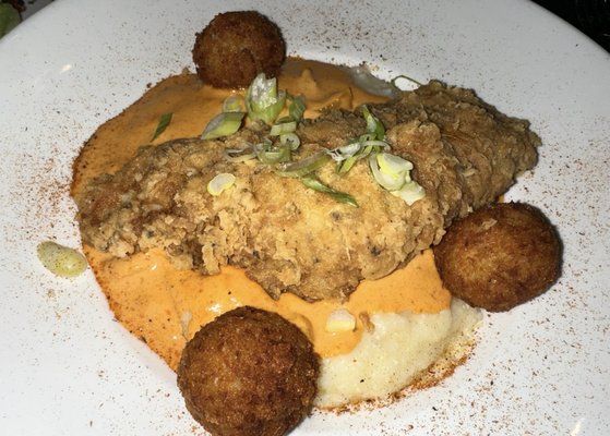 The Society Restaurant & Lounge by null