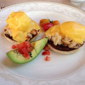 Amaya - Eggs Benedict with Crab - New American Near Me - San Diego, California Amaya - Eggs Benedict with Crab - New American Near Me - San Diego, California