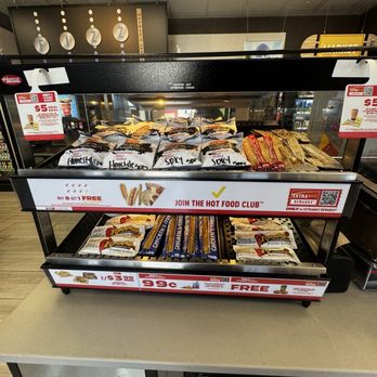 ExtraMile - Fresh food - Convenience Stores Near Me - Perris, California