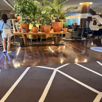 Sheraton Lisboa Hotel & Spa - Reception area - Hotels Near Me - Lisbon, 11