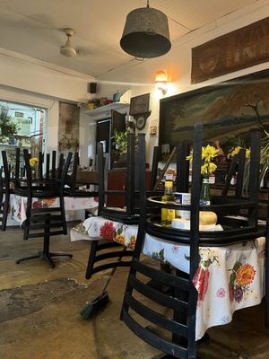 La Casita Blanca by null