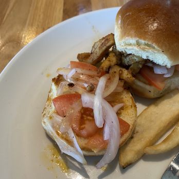 Villa Haven - Too may onions not enough meat in chicken shawarma - Mediterranean Near Me - Tustin, California Villa Haven - Too may onions not enough meat in chicken shawarma - Mediterranean Near Me - Tustin, California