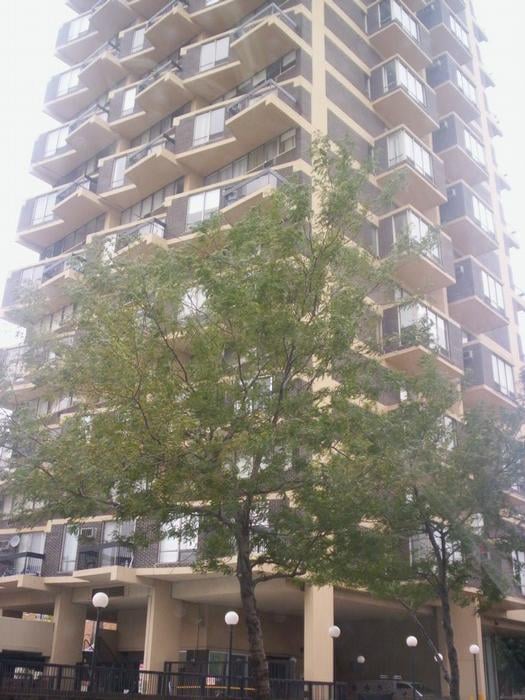 GRANVILLE TOWERS Updated October 2024 16 Reviews 6166 N Sheridan