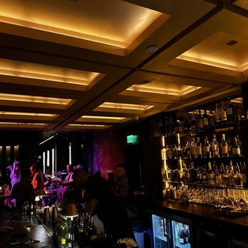Regines Lounge - Bar area - Lounges Near Me - Dallas, Texas