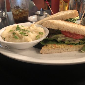 24 Diner - veggie sandwich w/ mash - Diners Near Me - Austin, Texas 24 Diner - veggie sandwich w/ mash - Diners Near Me - Austin, Texas