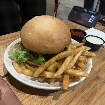 Novo Brazil - Novo burger - Breweries Near Me - Imperial Beach, California Novo Brazil - Novo burger - Breweries Near Me - Imperial Beach, California