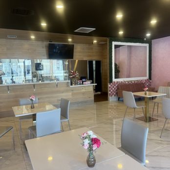 Me Gusta Cafe - Interior - Coffee & Tea Near Me - San Bernardino, California Me Gusta Cafe - Interior - Coffee & Tea Near Me - San Bernardino, California