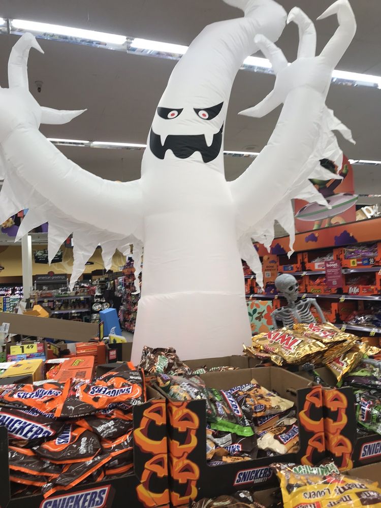 FRY’S FOOD STORE Updated August 2024 11 Photos & 17 Reviews 2480