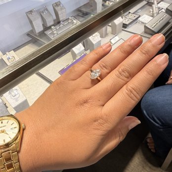 Zales The Diamond Store - Ring - Jewelry Near Me - Santa Clara, California Zales The Diamond Store - Ring - Jewelry Near Me - Santa Clara, California