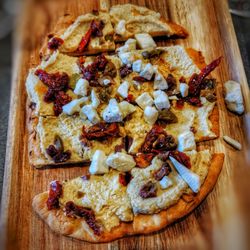 Poured - Wine, Beer & Bubbly - Hummus on flatbread