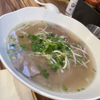 Cali Pho Nia - Vietnamese Near Me - Van Nuys, California