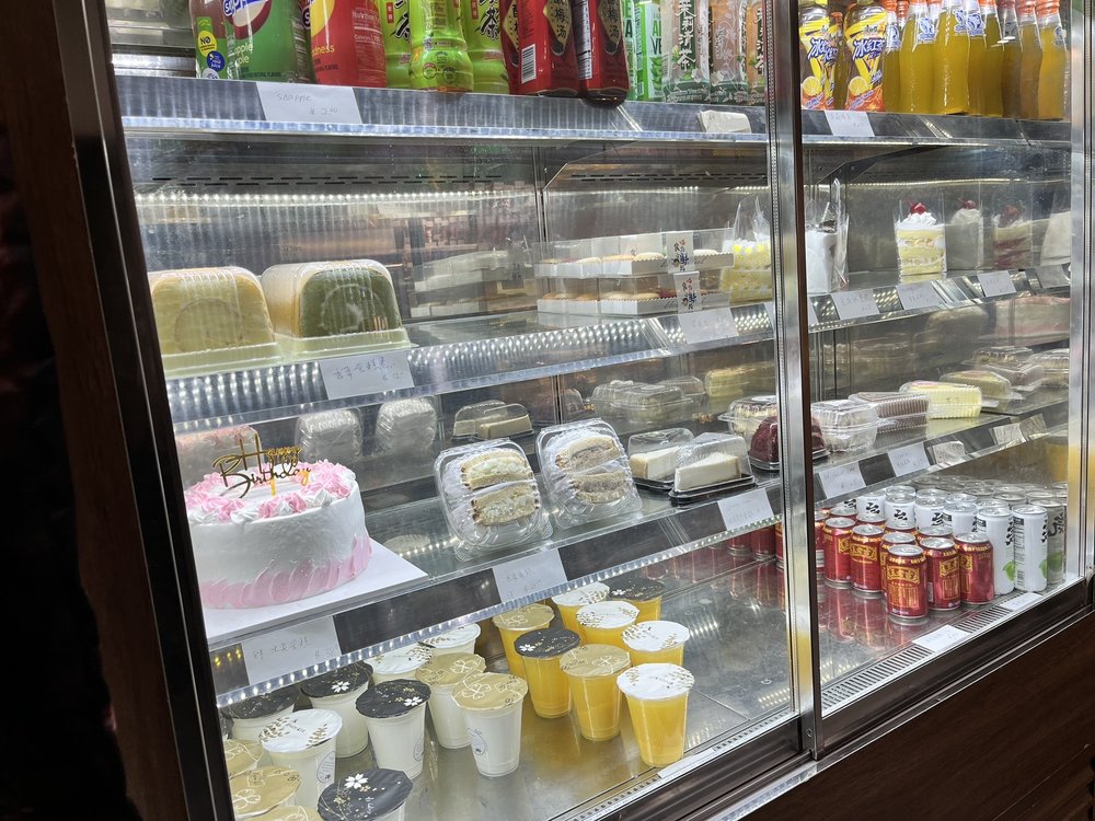 Rose Cake House Photos