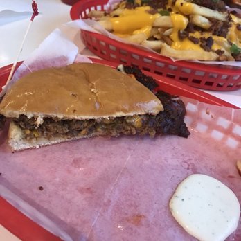 Schoop's Hamburgers - Cheeseburger and Irish nachos - Burgers Near Me - Michigan City, Indiana Schoop's Hamburgers - Cheeseburger and Irish nachos - Burgers Near Me - Michigan City, Indiana
