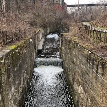 Cascade Locks Park Association - Parks Near Me - Akron, Ohio